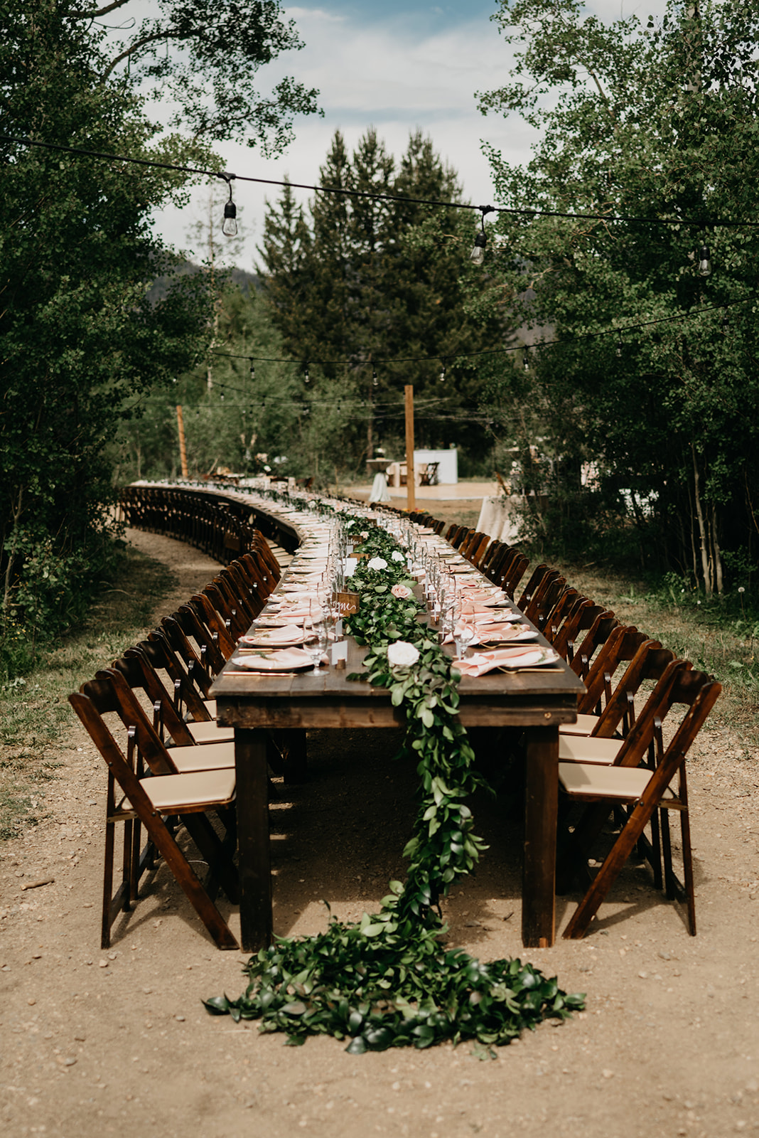 Long table setting