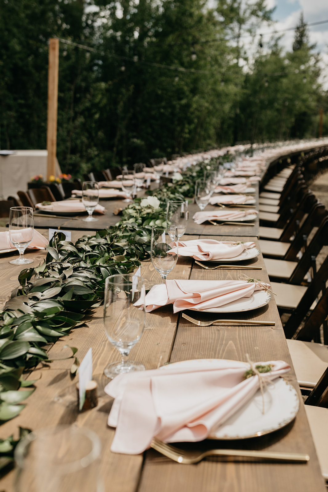 Reception table setting