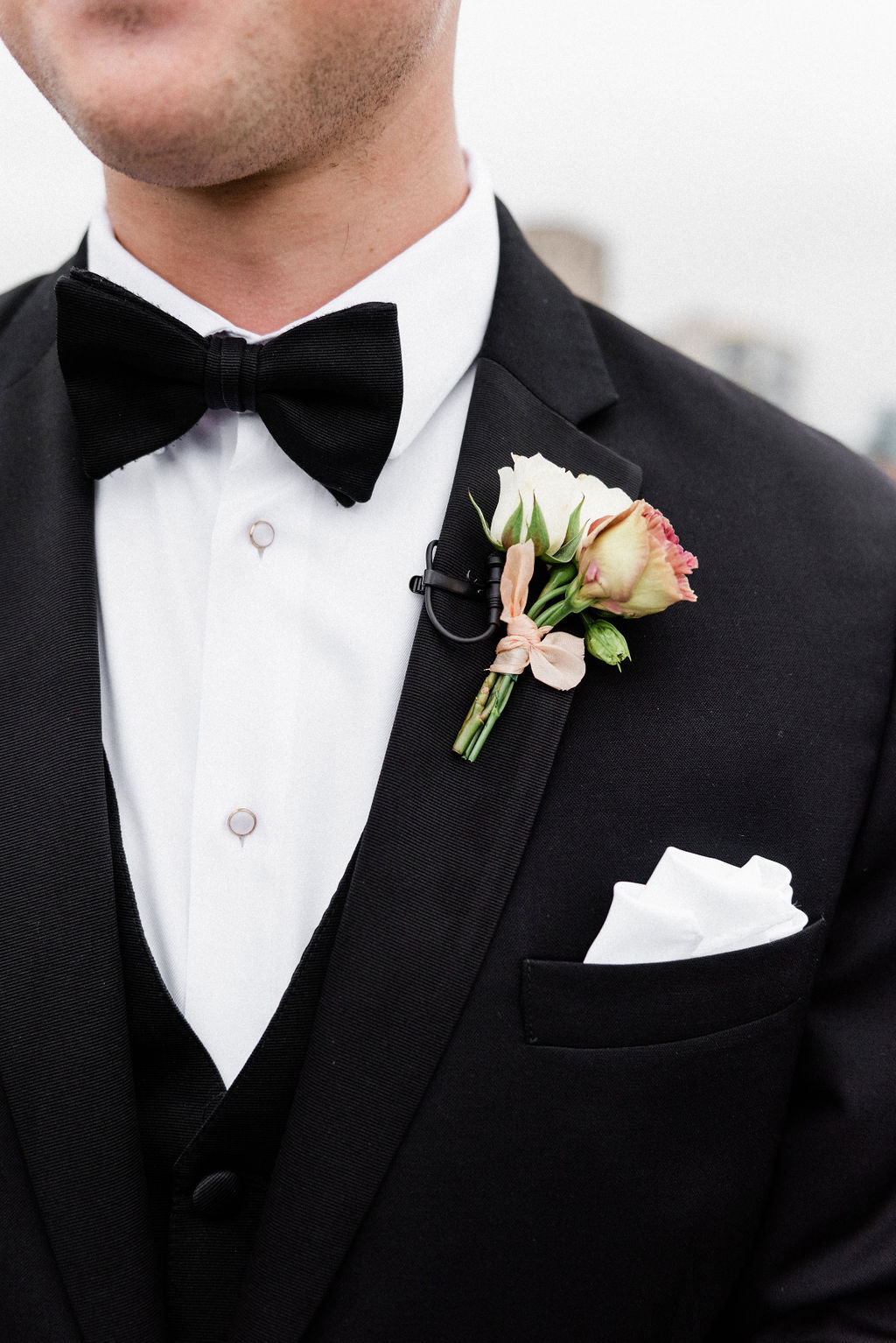 A groom's boutonnière 