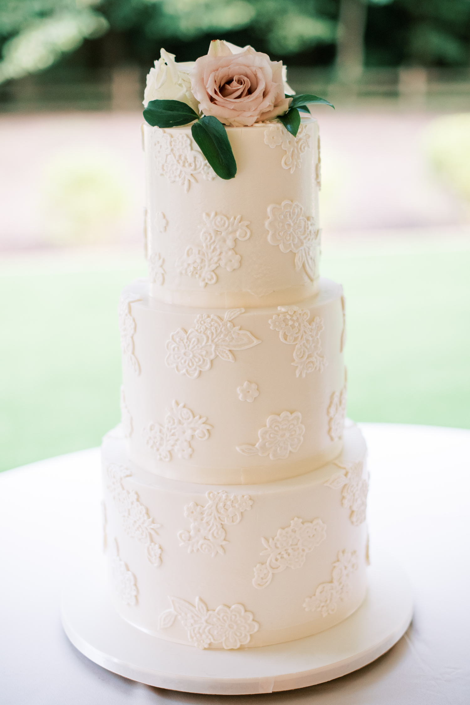 Wedding cake for apple blossom resort wedding