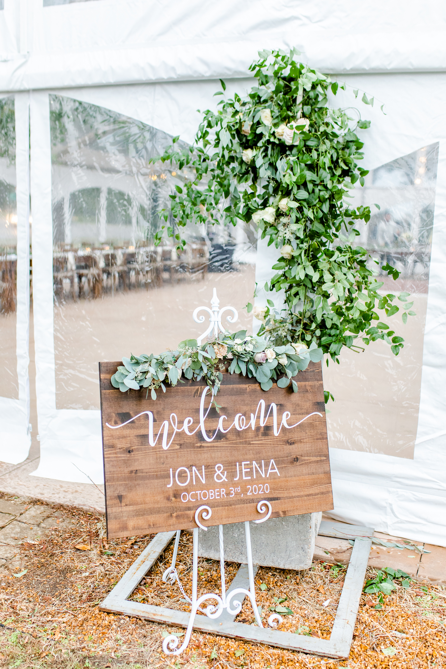 Welcome sign for the lakehouse wedding