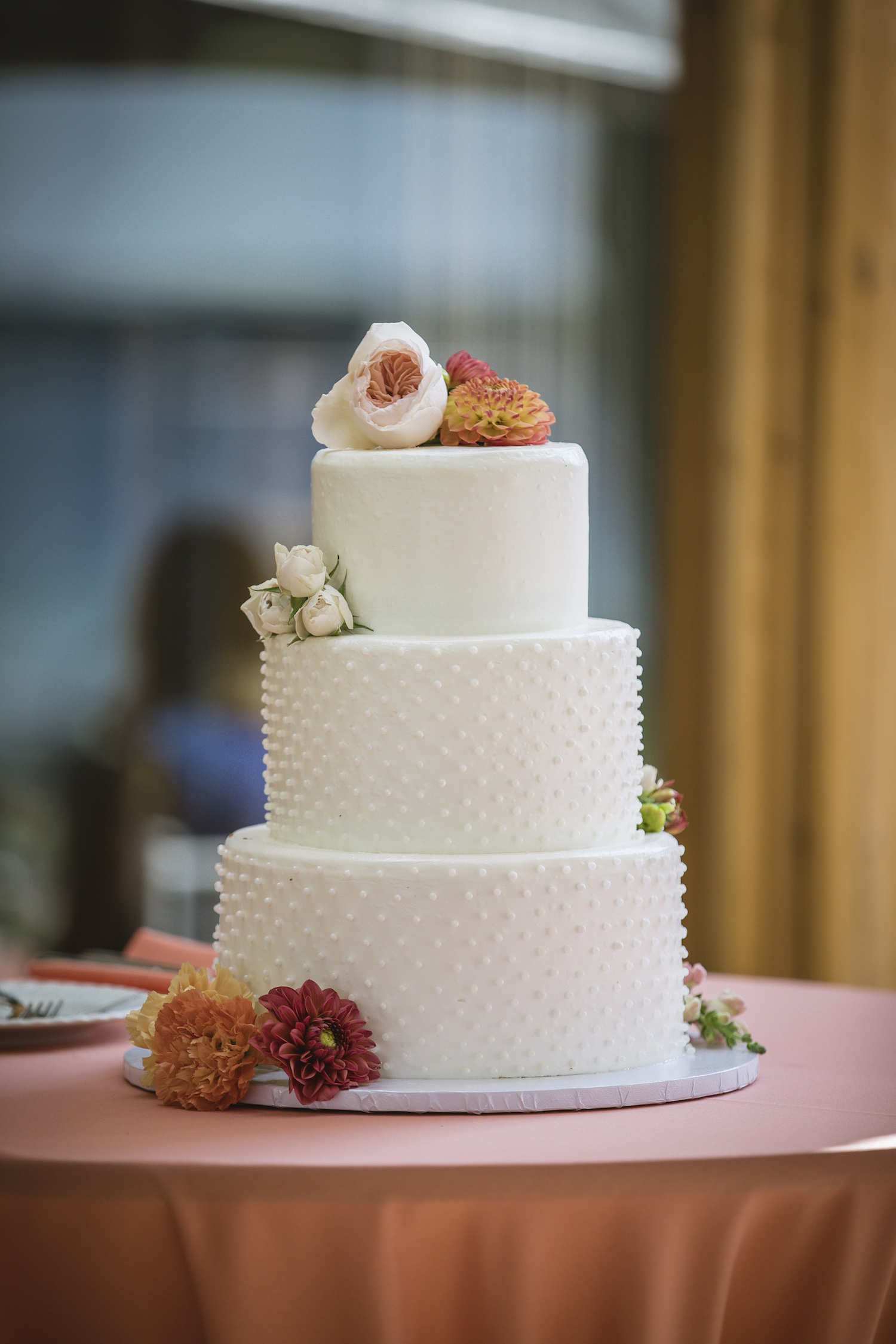 Wedding cake of Higgins lake wedding