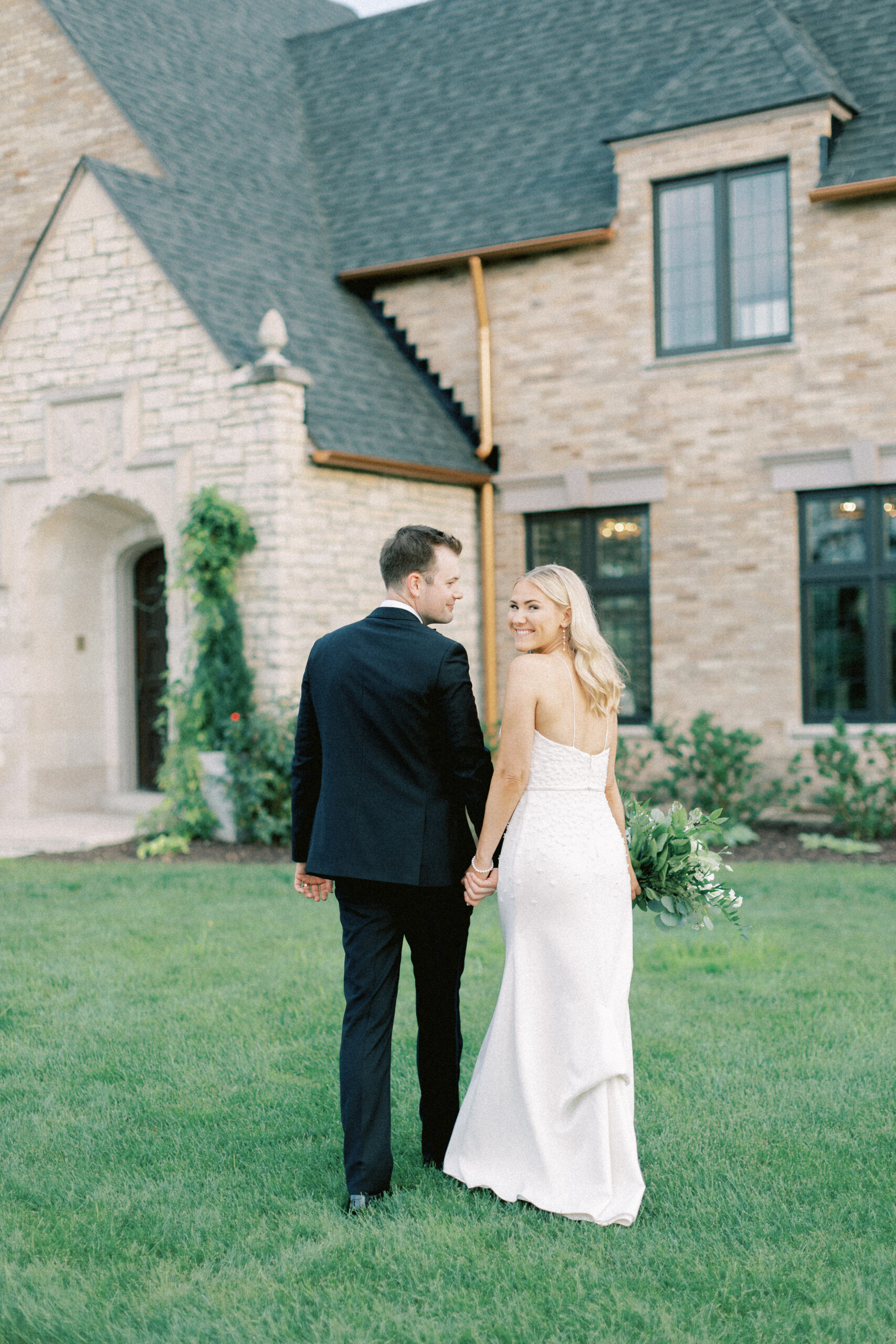 venue3two-wedding-grand-rapids-michigan-stawiarski-hayley-moore-photography-465