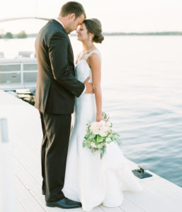 Groom and bride Lake Michigan wedding