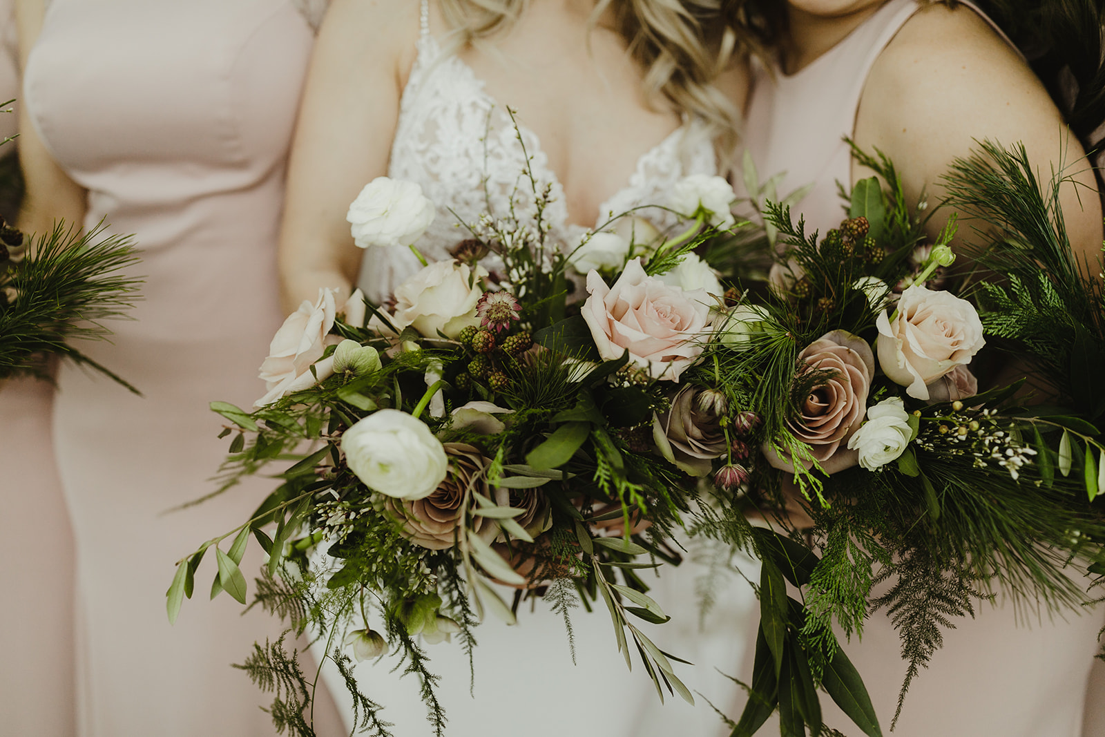 Green and blush bouquets