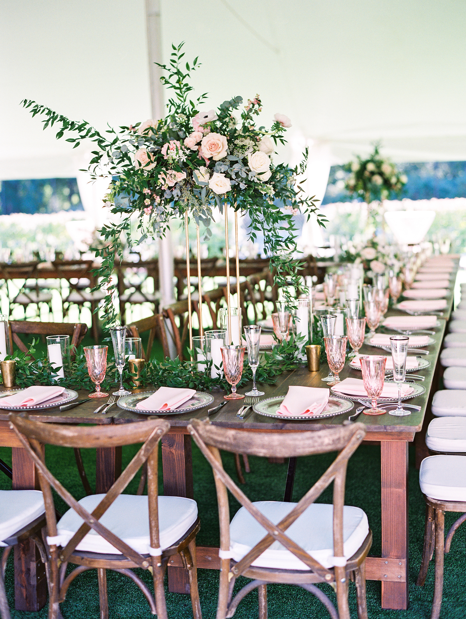 Table decor of Apple Blossom resort wedding